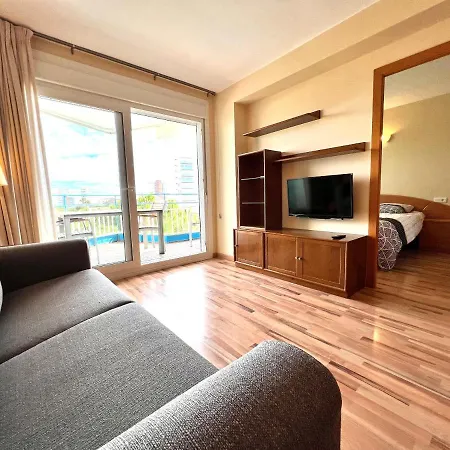 Oriol Center Apartment *