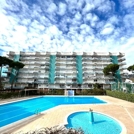 Apartment Oriol Center *