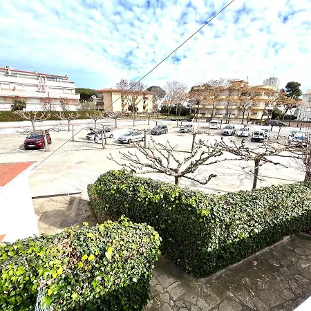 Oriol Center Apartment *